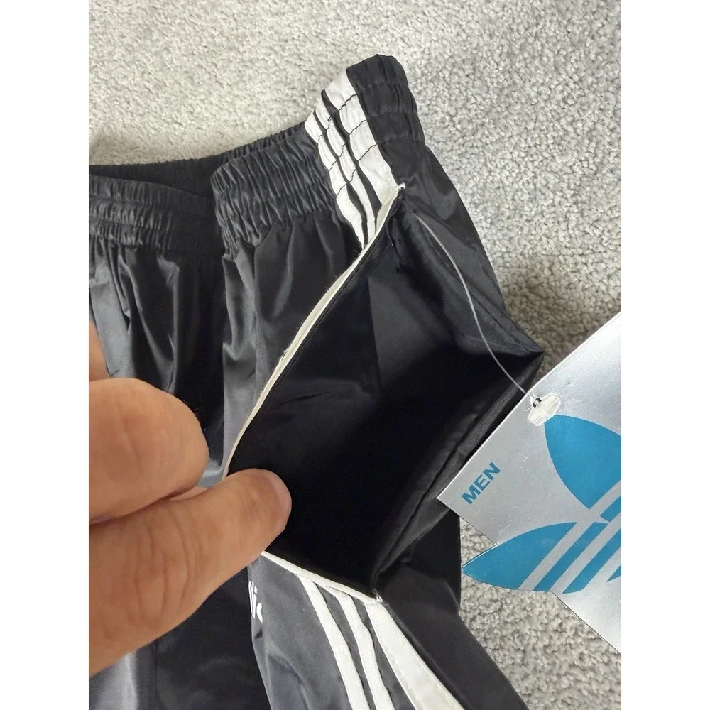 Vintage Adidas Pants Mens Small Black Windbreaker Nylon Taiwan 3-Stripe Logo DS